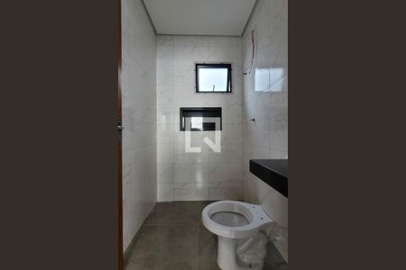 Casa à venda com 120m², 3 quartos e 2 vagasBanheiro da suíte