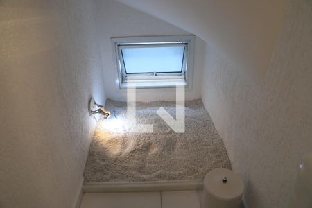 Casa à venda com 189m², 3 quartos e 2 vagasLavabo