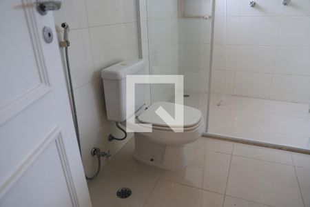 Casa à venda com 189m², 3 quartos e 2 vagasSuíte