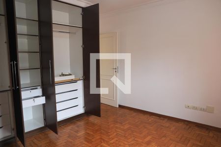 Casa à venda com 189m², 3 quartos e 2 vagasQuarto 2