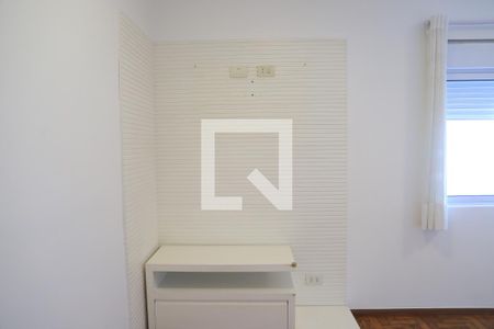 Casa à venda com 189m², 3 quartos e 2 vagasSuíte