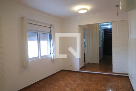 Casa à venda com 189m², 3 quartos e 2 vagasSuíte
