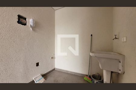 Apartamento à venda com 120m², 2 quartos e 2 vagas Apartamento à venda com 120m², 2 quartos e 2 vagasLavanderia