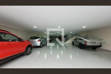 Apartamento à venda com 120m², 2 quartos e 2 vagas Apartamento à venda com 120m², 2 quartos e 2 vagasGaragem