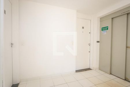 Apartamento à venda com 67m², 3 quartos e 1 vaga Apartamento à venda com 67m², 3 quartos e 1 vagaHall Social