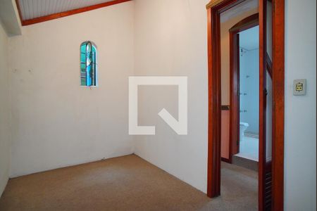 Casa para alugar com 267m², 5 quartos e 6 vagasSuíte - Closet