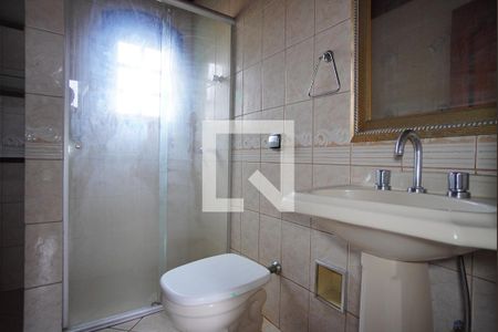 Casa para alugar com 267m², 5 quartos e 6 vagasBanheiro Corredor - Segundo andar