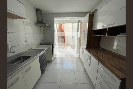 Casa para alugar com 120m², 2 quartos e 1 vaga Casa para alugar com 120m², 2 quartos e 1 vagaCozinha