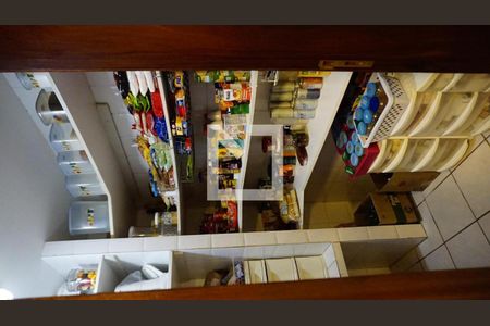 Casa de condomínio para alugar com 460m², 4 quartos e 2 vagasDispensa - Cozinha