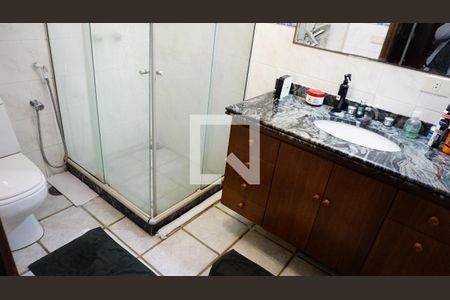 Casa de condomínio para alugar com 460m², 4 quartos e 2 vagasBanheiro Suite 5