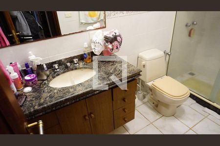 Casa de condomínio para alugar com 460m², 4 quartos e 2 vagasBanheiro Suite 5