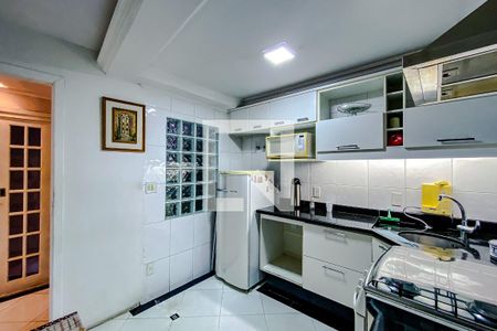 Apartamento à venda com 256m², 7 quartos e sem vagaCozinha