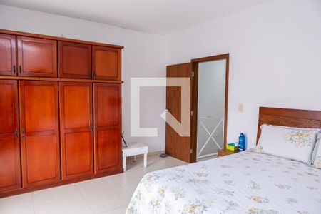 Casa à venda com 158m², 3 quartos e 2 vagasQuarto 1