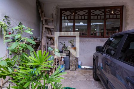 Casa à venda com 158m², 3 quartos e 2 vagasGaragem