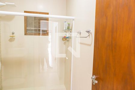 Casa à venda com 158m², 3 quartos e 2 vagasBanheiro