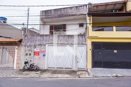 Casa à venda com 158m², 3 quartos e 2 vagasFachada