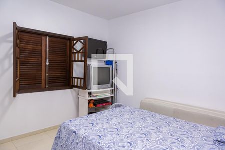 Casa à venda com 158m², 3 quartos e 2 vagasQuarto 3