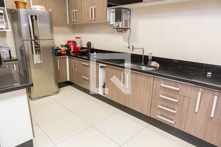 Casa à venda com 158m², 3 quartos e 2 vagasCozinha