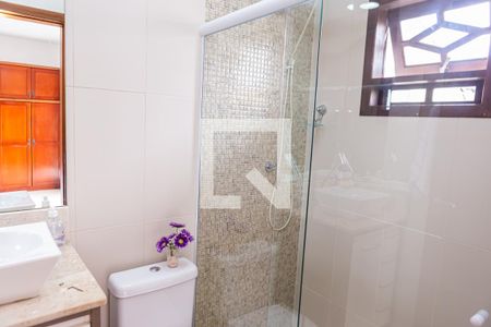 Casa à venda com 158m², 3 quartos e 2 vagasBanheiro do Quarto 1