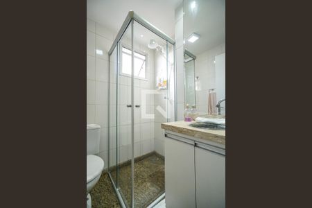 Banheiro de apartamento para alugar com 2 quartos, 48m² em Vila Moreira, São Paulo