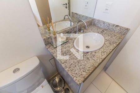 Apartamento à venda com 109m², 3 quartos e 2 vagasDetalhe do Banheiro da Suite