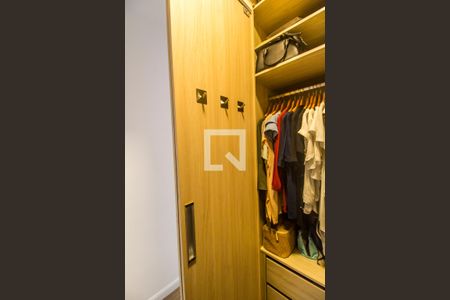 Apartamento à venda com 109m², 3 quartos e 2 vagasCloset da suíte