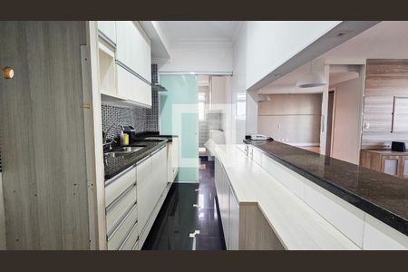 Cozinha de apartamento à venda com 2 quartos, 107m² em Jardim Taquaral, São Paulo