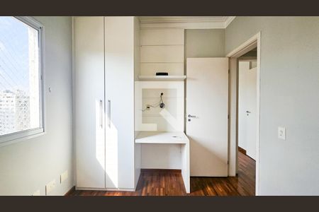 Apartamento à venda com 107m², 2 quartos e 2 vagasQuarto 3