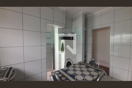 Cozinha de casa para alugar com 3 quartos, 200m² em Vila Tupi, Praia Grande