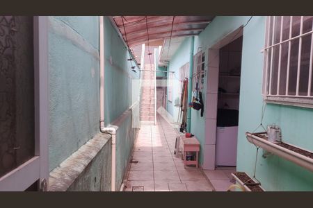 Casa para alugar com 200m², 3 quartos e 3 vagas Casa para alugar com 200m², 3 quartos e 3 vagasCorredor quintal
