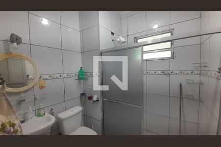 Casa para alugar com 200m², 3 quartos e 3 vagas Casa para alugar com 200m², 3 quartos e 3 vagasBanheiro