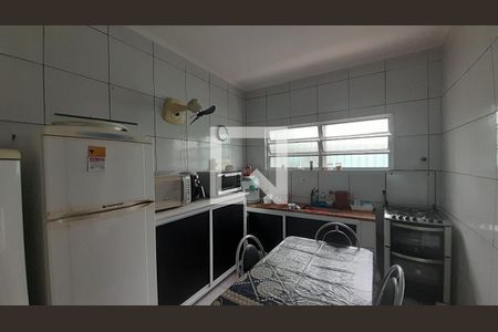 Casa para alugar com 200m², 3 quartos e 3 vagas Casa para alugar com 200m², 3 quartos e 3 vagasCozinha