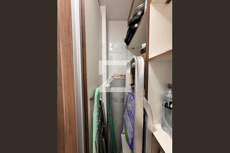 Apartamento à venda com 89m², 3 quartos e 2 vagas Apartamento à venda com 89m², 3 quartos e 2 vagasDepósito