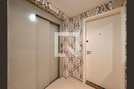 Apartamento à venda com 89m², 3 quartos e 2 vagas Apartamento à venda com 89m², 3 quartos e 2 vagasHall de entrada