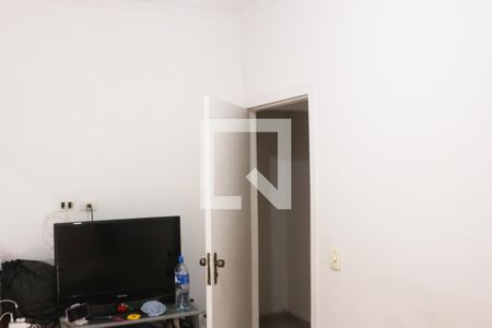 Casa à venda com 270m², 4 quartos e 3 vagas Casa à venda com 270m², 4 quartos e 3 vagasQuarto 2