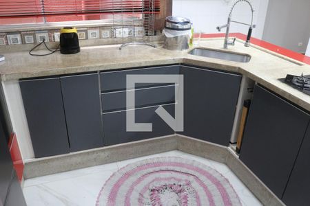 Casa à venda com 270m², 4 quartos e 3 vagasCozinha