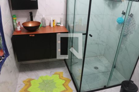 Casa à venda com 270m², 4 quartos e 3 vagasBanheiro da Suíte 1