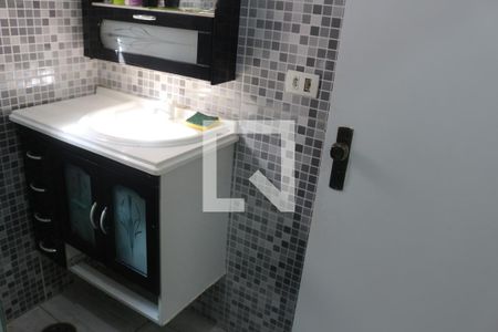 Casa à venda com 270m², 4 quartos e 3 vagasBanheiro 2