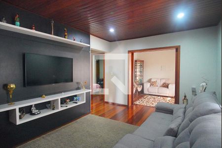 Sala de casa à venda com 3 quartos, 630m² em Canudos, Novo Hamburgo