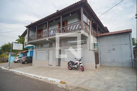 Casa à venda com 630m², 3 quartos e 2 vagasFachada