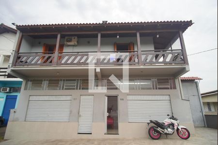 Casa à venda com 630m², 3 quartos e 2 vagasFachada