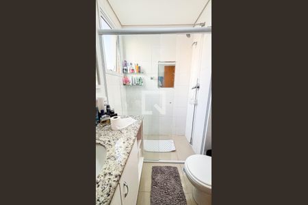 Apartamento à venda com 139m², 4 quartos e 4 vagasBanheiro da Suíte 1