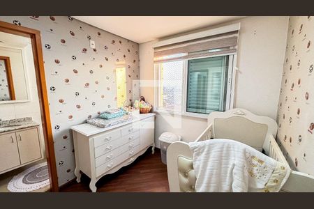 Apartamento à venda com 139m², 4 quartos e 4 vagasSuite 2