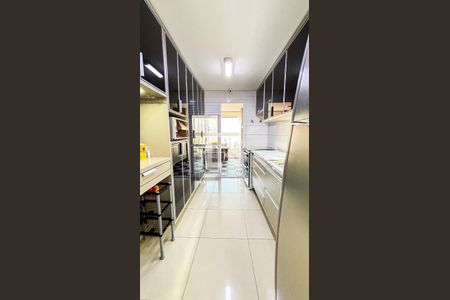 Apartamento à venda com 139m², 4 quartos e 4 vagasCozinha