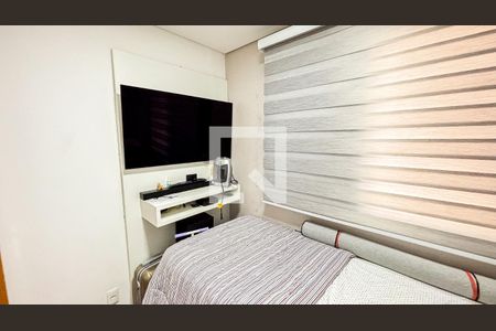 Apartamento à venda com 139m², 4 quartos e 4 vagasQuarto 2