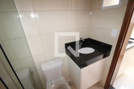 Banheiro de kitnet/studio para alugar com 1 quarto, 33m² em Limão, São Paulo