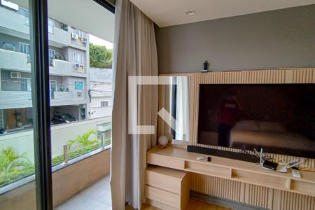 Casa à venda com 230m², 4 quartos e 2 vagasquarto 4 suite