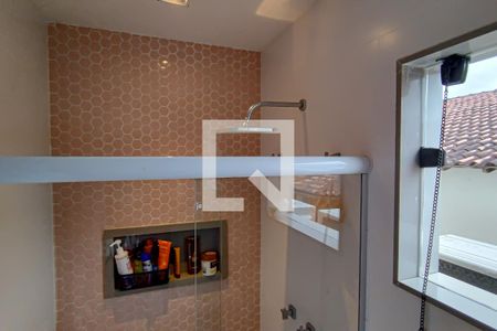 Casa à venda com 230m², 4 quartos e 2 vagasquarto 1 suite