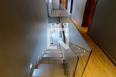 Casa à venda com 230m², 4 quartos e 2 vagasescada