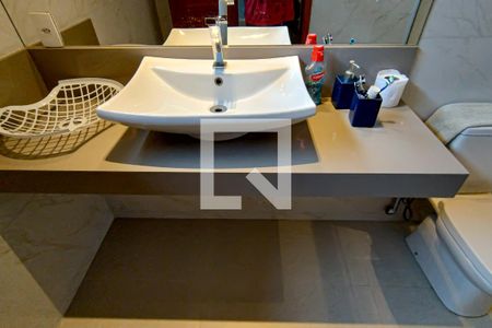 Casa à venda com 230m², 4 quartos e 2 vagasquarto 4 suite